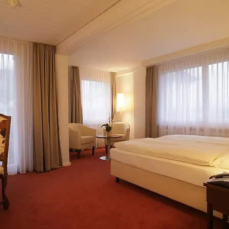 Sorell Asora 아로사